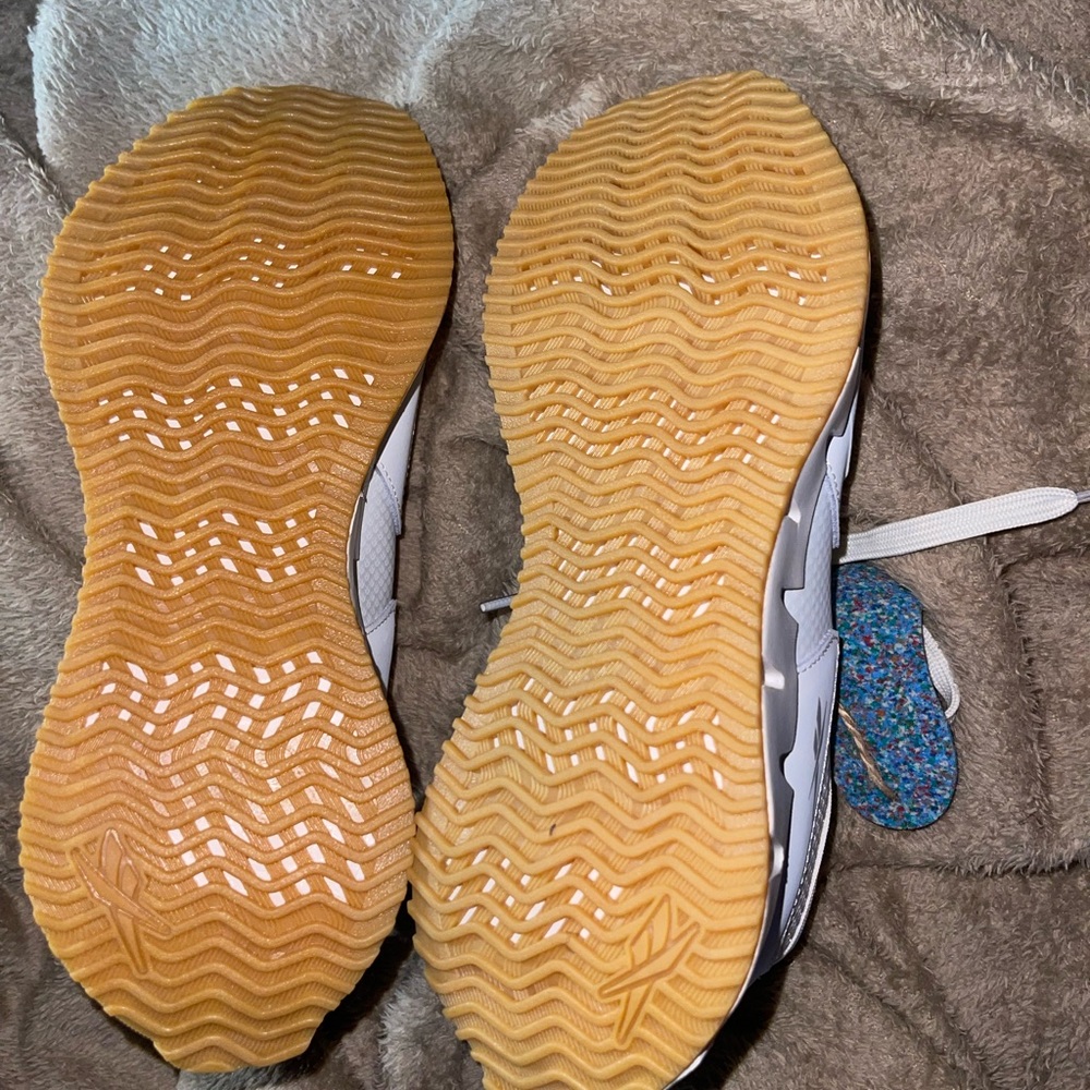 Nike V2k run (Read description) - Picture 6 of 7